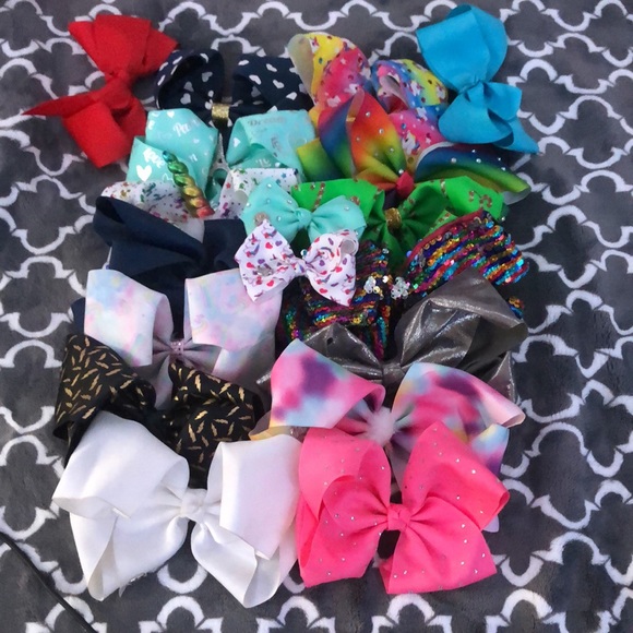 jojo siwa lot! - Picture 5 of 5